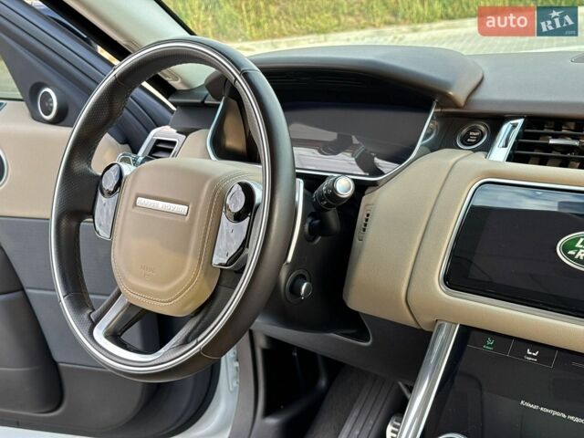 Білий Ленд Ровер Range Rover Sport, об'ємом двигуна 3 л та пробігом 130 тис. км за 60000 $, фото 29 на Automoto.ua