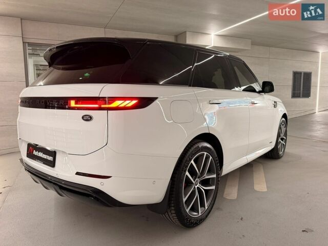 Білий Ленд Ровер Range Rover Sport, об'ємом двигуна 3 л та пробігом 56 тис. км за 113000 $, фото 6 на Automoto.ua