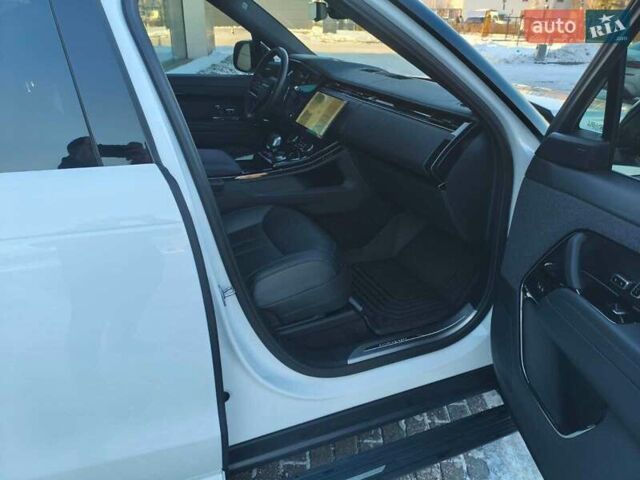 Білий Ленд Ровер Range Rover Sport, об'ємом двигуна 3 л та пробігом 53 тис. км за 125000 $, фото 16 на Automoto.ua