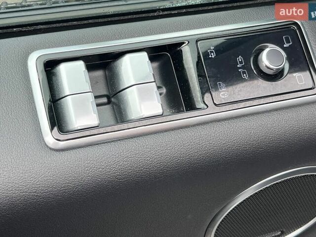 Білий Ленд Ровер Range Rover Sport, об'ємом двигуна 3 л та пробігом 43 тис. км за 16700 $, фото 12 на Automoto.ua