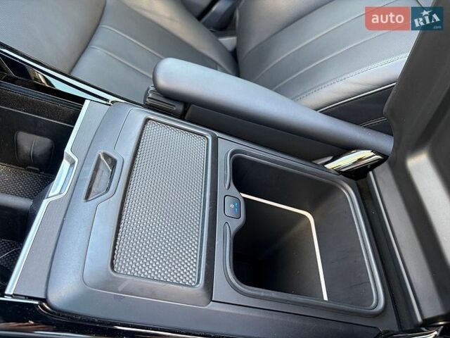 Білий Ленд Ровер Range Rover Sport, об'ємом двигуна 3 л та пробігом 53 тис. км за 128888 $, фото 186 на Automoto.ua