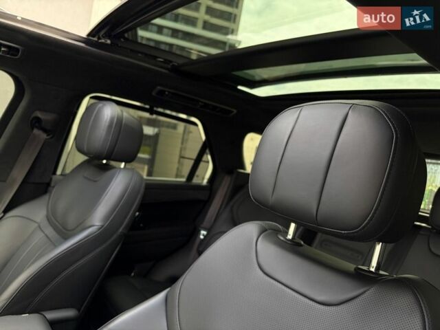 Білий Ленд Ровер Range Rover Sport, об'ємом двигуна 3 л та пробігом 53 тис. км за 128888 $, фото 52 на Automoto.ua