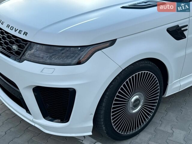 Білий Ленд Ровер Range Rover Sport, об'ємом двигуна 3 л та пробігом 130 тис. км за 60000 $, фото 12 на Automoto.ua