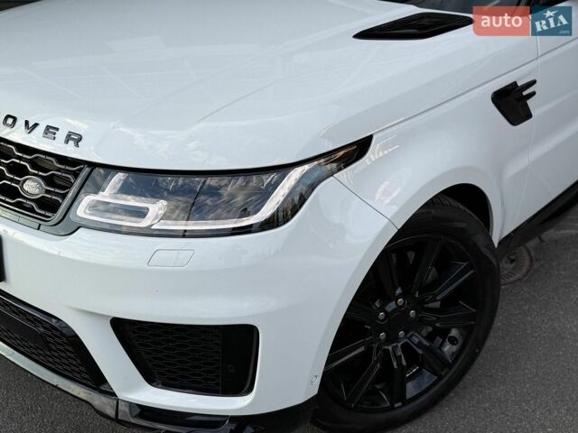 Білий Ленд Ровер Range Rover Sport, об'ємом двигуна 3 л та пробігом 63 тис. км за 53000 $, фото 3 на Automoto.ua