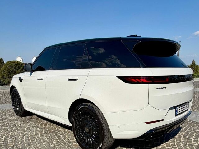 Білий Ленд Ровер Range Rover Sport, об'ємом двигуна 3 л та пробігом 59 тис. км за 108000 $, фото 26 на Automoto.ua