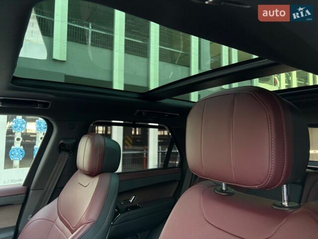 Білий Ленд Ровер Range Rover Sport, об'ємом двигуна 3 л та пробігом 37 тис. км за 129300 $, фото 26 на Automoto.ua