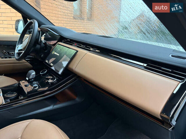 Білий Ленд Ровер Range Rover Sport, об'ємом двигуна 3 л та пробігом 88 тис. км за 100000 $, фото 7 на Automoto.ua