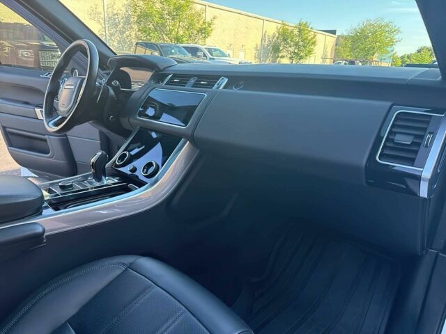 Білий Ленд Ровер Range Rover Sport, об'ємом двигуна 3 л та пробігом 23 тис. км за 55000 $, фото 7 на Automoto.ua