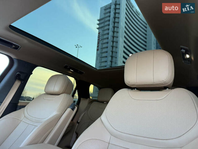 Белый Ленд Ровер Рендж Ровер Спорт, объемом двигателя 3 л и пробегом 95 тыс. км за 98000 $, фото 18 на Automoto.ua