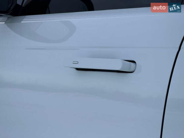 Белый Ленд Ровер Рендж Ровер Спорт, объемом двигателя 3 л и пробегом 13 тыс. км за 128800 $, фото 23 на Automoto.ua