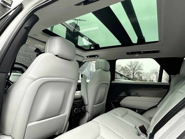 Білий Ленд Ровер Range Rover Sport, об'ємом двигуна 3 л та пробігом 24 тис. км за 30867 $, фото 16 на Automoto.ua