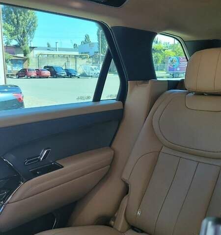 Ленд Ровер Рендж Ровер Спорт 2023 в Киеве на Automoto.ua Белый Ленд Ровер Рендж Ровер Спорт, объемом двигателя 3 л и пробегом 90 тыс. км за 94999 $, фото 25 на Automoto.ua