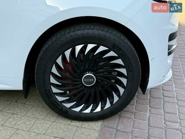Білий Ленд Ровер Range Rover Sport, об'ємом двигуна 3 л та пробігом 36 тис. км за 123900 $, фото 6 на Automoto.ua