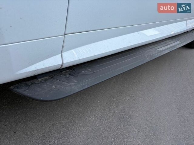 Білий Ленд Ровер Range Rover Sport, об'ємом двигуна 3 л та пробігом 37 тис. км за 129300 $, фото 30 на Automoto.ua