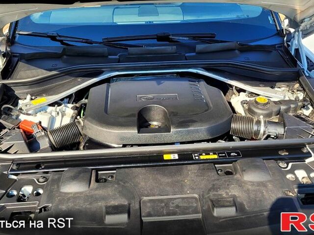 Білий Ленд Ровер Range Rover Sport, об'ємом двигуна 3 л та пробігом 90 тис. км за 112900 $, фото 8 на Automoto.ua