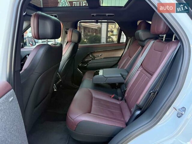 Білий Ленд Ровер Range Rover Sport, об'ємом двигуна 3 л та пробігом 36 тис. км за 123900 $, фото 39 на Automoto.ua