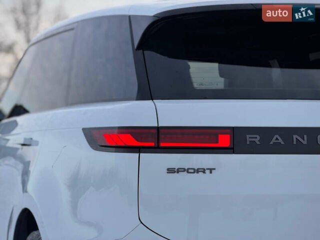Белый Ленд Ровер Рендж Ровер Спорт, объемом двигателя 3 л и пробегом 13 тыс. км за 128800 $, фото 24 на Automoto.ua