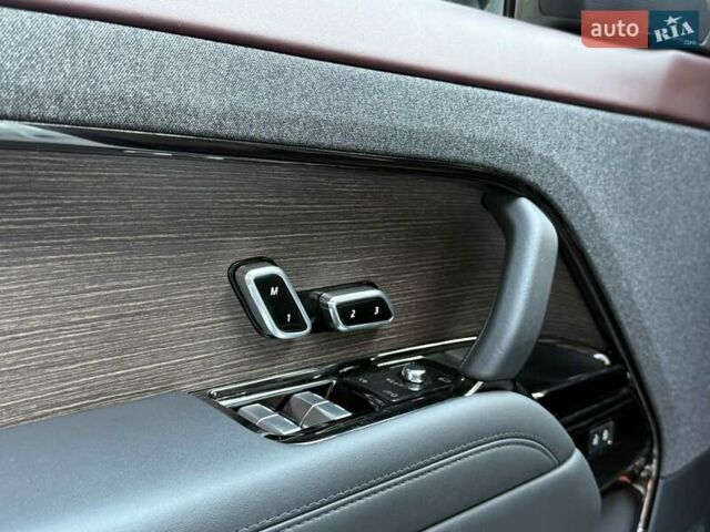 Білий Ленд Ровер Range Rover Sport, об'ємом двигуна 3 л та пробігом 36 тис. км за 123900 $, фото 16 на Automoto.ua