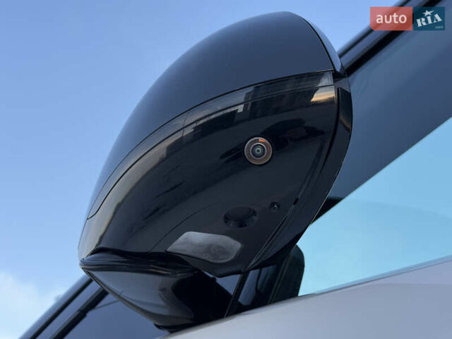 Белый Ленд Ровер Рендж Ровер Спорт, объемом двигателя 3 л и пробегом 95 тыс. км за 98000 $, фото 9 на Automoto.ua