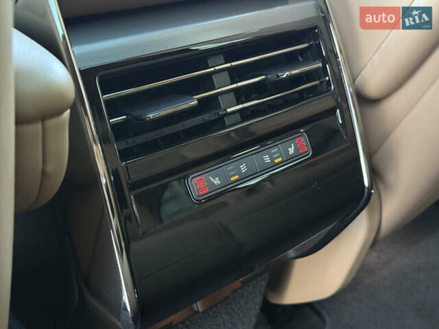 Белый Ленд Ровер Рендж Ровер Спорт, объемом двигателя 3 л и пробегом 95 тыс. км за 98000 $, фото 22 на Automoto.ua