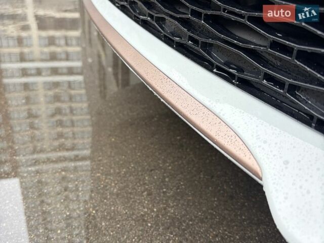 Белый Ленд Ровер Рендж Ровер Спорт, объемом двигателя 3 л и пробегом 37 тыс. км за 129333 $, фото 56 на Automoto.ua