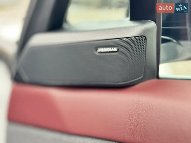 Белый Ленд Ровер Рендж Ровер Спорт, объемом двигателя 3 л и пробегом 36 тыс. км за 126000 $, фото 41 на Automoto.ua