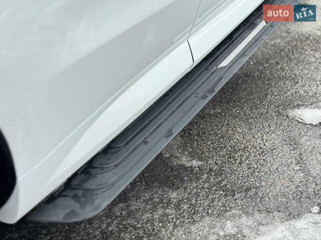 Белый Ленд Ровер Рендж Ровер Спорт, объемом двигателя 3 л и пробегом 36 тыс. км за 126000 $, фото 45 на Automoto.ua