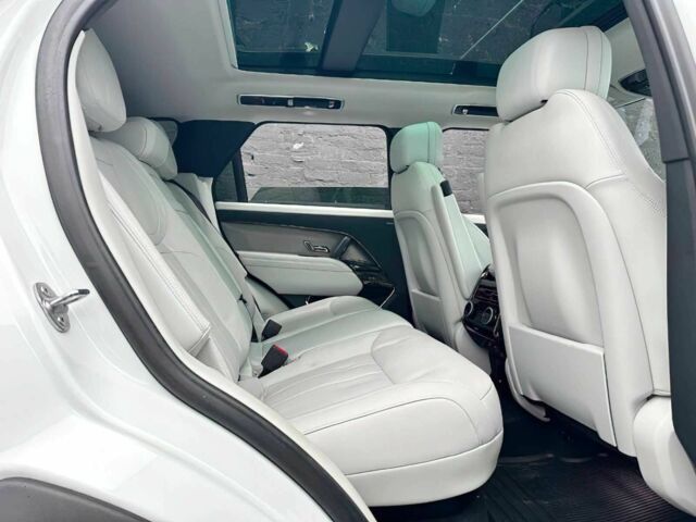 Білий Ленд Ровер Range Rover Sport, об'ємом двигуна 3 л та пробігом 20 тис. км за 28866 $, фото 12 на Automoto.ua