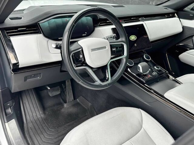 Білий Ленд Ровер Range Rover Sport, об'ємом двигуна 3 л та пробігом 24 тис. км за 30867 $, фото 9 на Automoto.ua