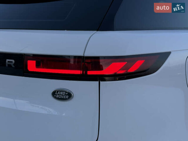 Белый Ленд Ровер Рендж Ровер Спорт, объемом двигателя 3 л и пробегом 95 тыс. км за 98000 $, фото 10 на Automoto.ua