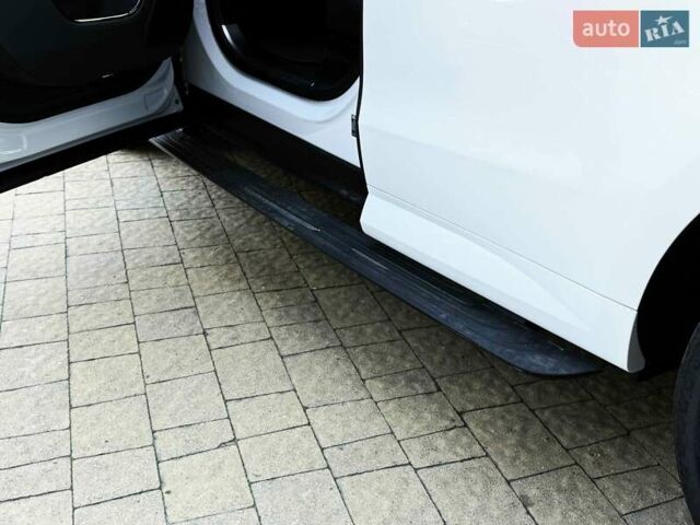 Білий Ленд Ровер Range Rover Sport, об'ємом двигуна 3 л та пробігом 36 тис. км за 123900 $, фото 14 на Automoto.ua