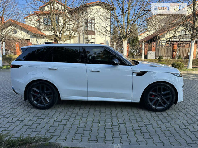 Білий Ленд Ровер Range Rover Sport, об'ємом двигуна 3 л та пробігом 3 тис. км за 136165 $, фото 5 на Automoto.ua