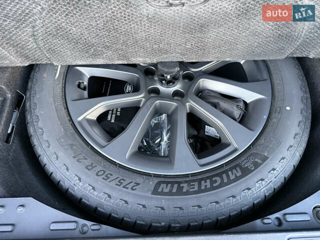 Белый Ленд Ровер Рендж Ровер Спорт, объемом двигателя 3 л и пробегом 95 тыс. км за 98000 $, фото 31 на Automoto.ua