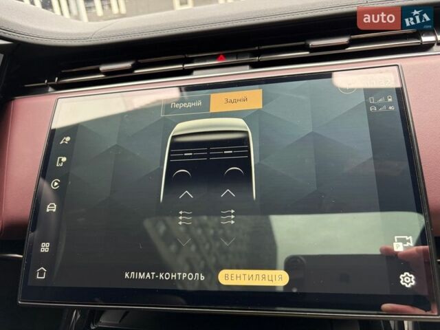 Белый Ленд Ровер Рендж Ровер Спорт, объемом двигателя 3 л и пробегом 37 тыс. км за 129333 $, фото 88 на Automoto.ua