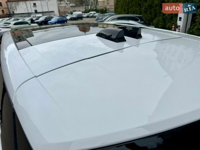 Білий Ленд Ровер Range Rover Sport, об'ємом двигуна 3 л та пробігом 4 тис. км за 132777 $, фото 50 на Automoto.ua