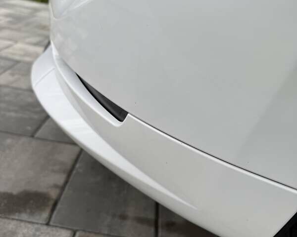 Белый Ленд Ровер Рендж Ровер Спорт, объемом двигателя 3 л и пробегом 25 тыс. км за 133222 $, фото 42 на Automoto.ua