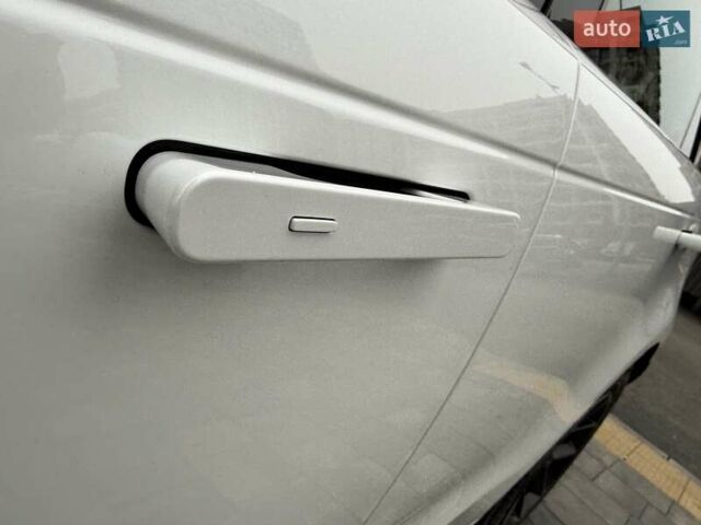 Белый Ленд Ровер Рендж Ровер Спорт, объемом двигателя 3 л и пробегом 25 тыс. км за 133222 $, фото 38 на Automoto.ua