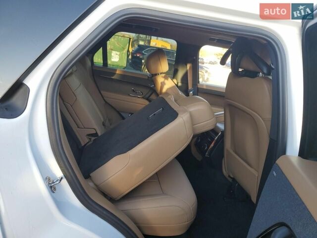 Білий Ленд Ровер Range Rover Sport, об'ємом двигуна 3 л та пробігом 13 тис. км за 40000 $, фото 10 на Automoto.ua
