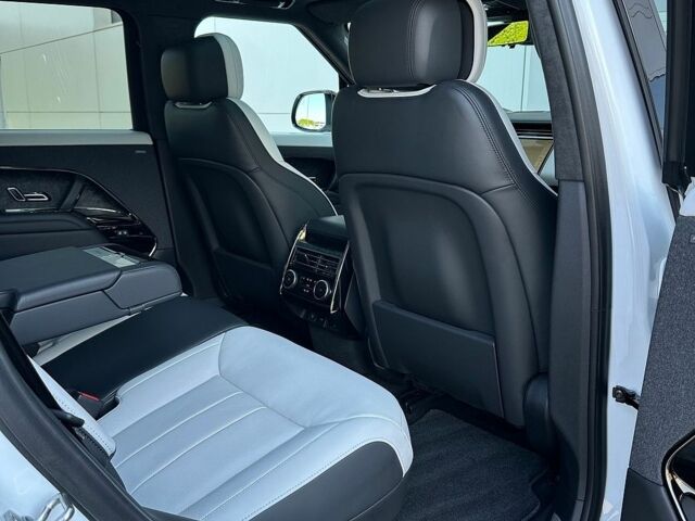 Білий Ленд Ровер Range Rover Sport, об'ємом двигуна 3 л та пробігом 53 тис. км за 144000 $, фото 25 на Automoto.ua
