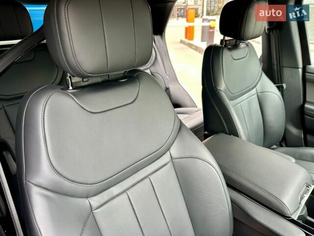 Білий Ленд Ровер Range Rover Sport, об'ємом двигуна 3 л та пробігом 4 тис. км за 132777 $, фото 47 на Automoto.ua