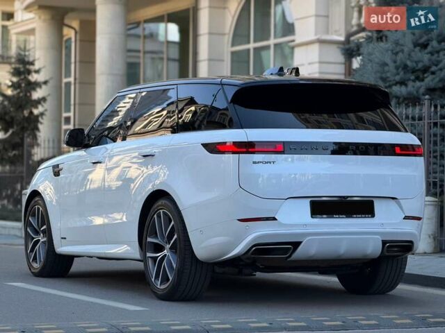 Білий Ленд Ровер Range Rover Sport, об'ємом двигуна 3 л та пробігом 27 тис. км за 143000 $, фото 9 на Automoto.ua