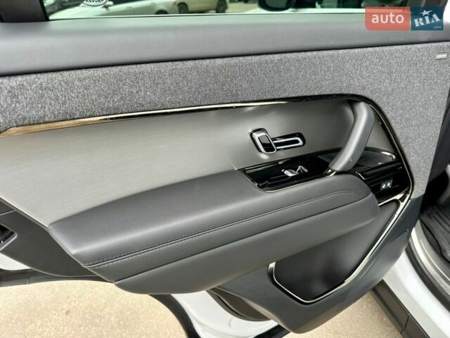 Білий Ленд Ровер Range Rover Sport, об'ємом двигуна 3 л та пробігом 4 тис. км за 132777 $, фото 35 на Automoto.ua