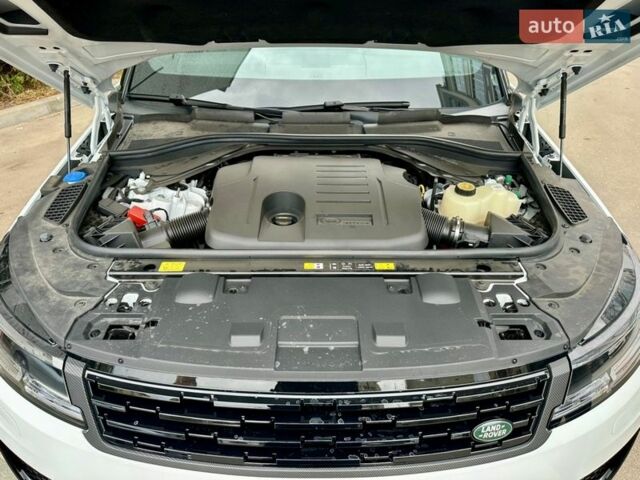 Білий Ленд Ровер Range Rover Sport, об'ємом двигуна 3 л та пробігом 4 тис. км за 132777 $, фото 53 на Automoto.ua