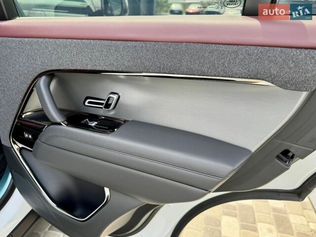 Білий Ленд Ровер Range Rover Sport, об'ємом двигуна 3 л та пробігом 31 тис. км за 127900 $, фото 45 на Automoto.ua