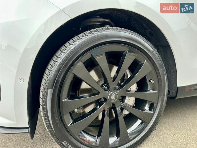 Білий Ленд Ровер Range Rover Sport, об'ємом двигуна 3 л та пробігом 4 тис. км за 132777 $, фото 12 на Automoto.ua