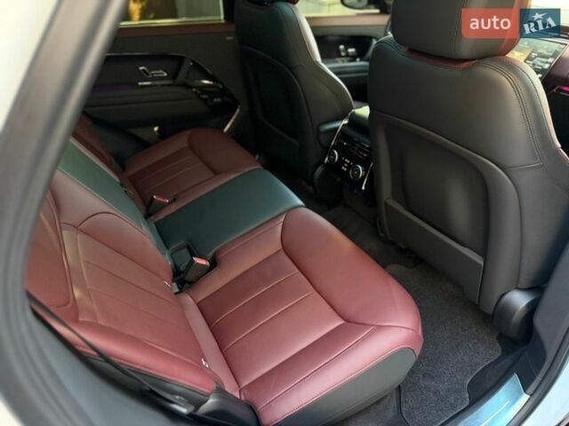 Білий Ленд Ровер Range Rover Sport, об'ємом двигуна 3 л та пробігом 27 тис. км за 143000 $, фото 35 на Automoto.ua