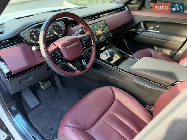 Білий Ленд Ровер Range Rover Sport, об'ємом двигуна 3 л та пробігом 27 тис. км за 143000 $, фото 24 на Automoto.ua