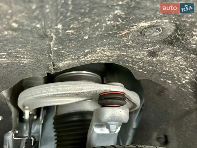 Білий Ленд Ровер Range Rover Sport, об'ємом двигуна 3 л та пробігом 4 тис. км за 132777 $, фото 14 на Automoto.ua