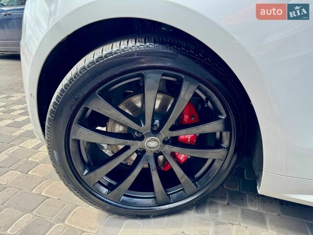 Білий Ленд Ровер Range Rover Sport, об'ємом двигуна 3 л та пробігом 31 тис. км за 127900 $, фото 91 на Automoto.ua