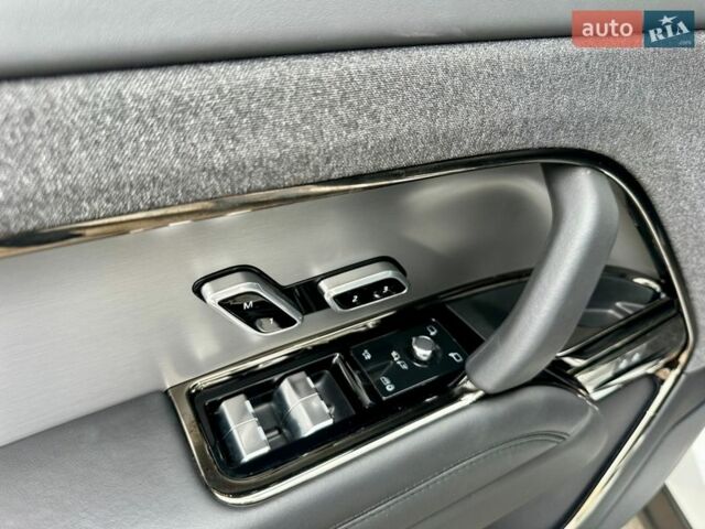 Білий Ленд Ровер Range Rover Sport, об'ємом двигуна 3 л та пробігом 4 тис. км за 132777 $, фото 30 на Automoto.ua